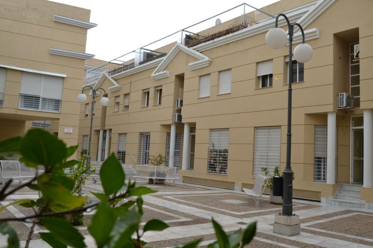 Sherryflat Caballeros - Parking Jerez de la Frontera Eksteriør bilde