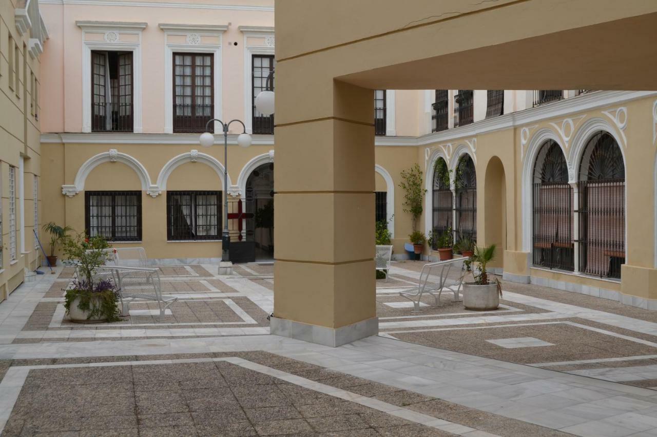 Sherryflat Caballeros - Parking Jerez de la Frontera Eksteriør bilde